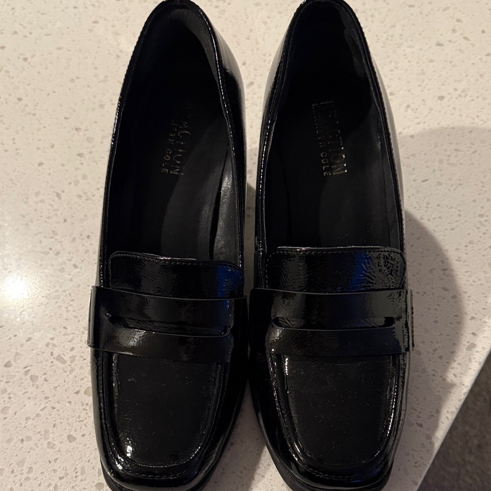 Kenneth Cole Shiny Black Heeled Loafers
